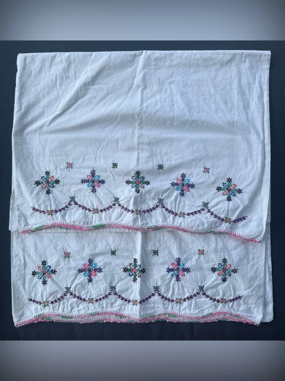 Hand-Embroidered VTG Pillowcase Set